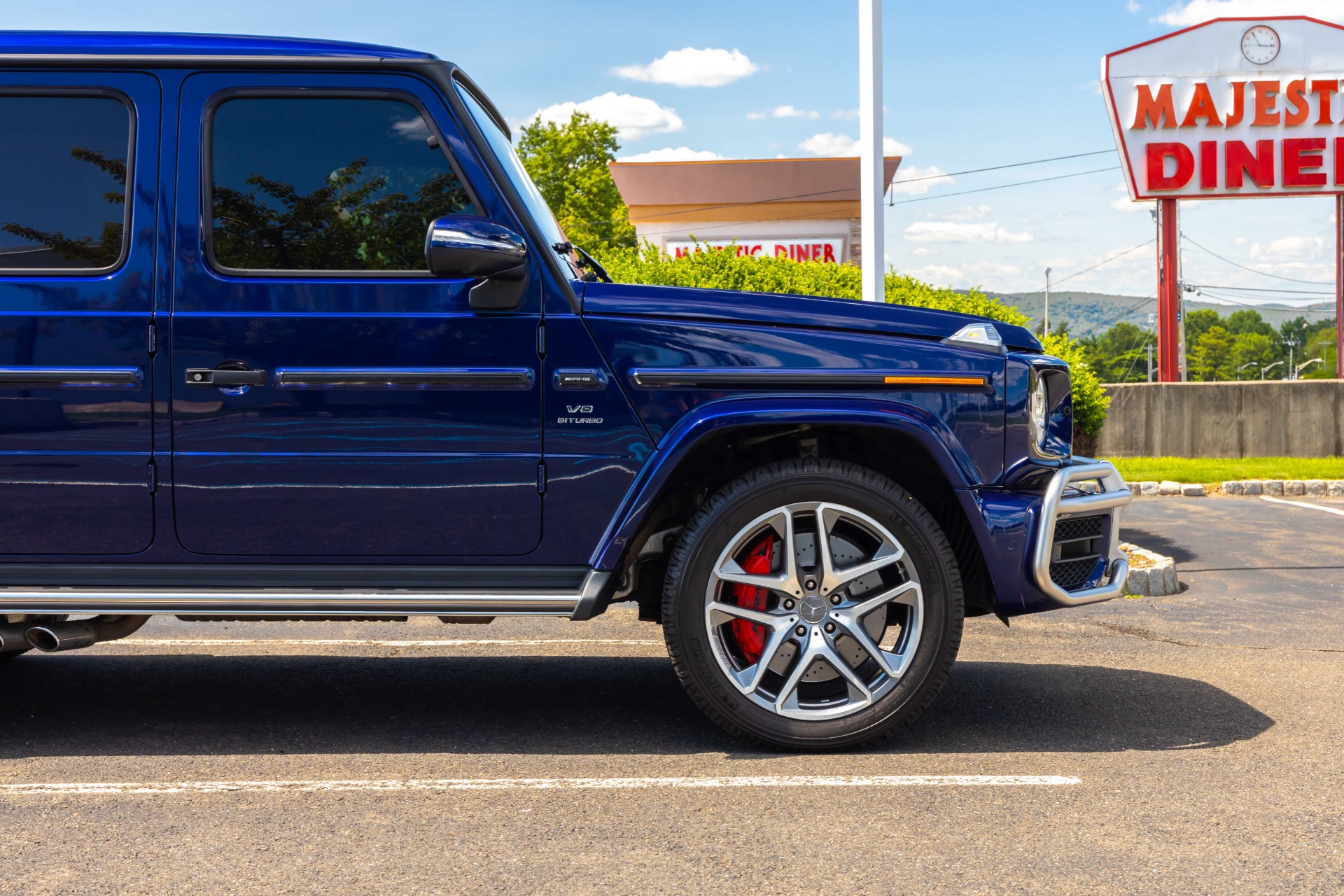 Mercedes Benz G 63 AMG Mystic blue bright Full leather red black